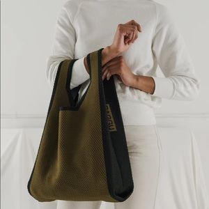 Baggu large engineered knit bag in kelp color